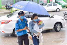 Người dân Quảng Nam được tiêm chủng vắc xin an toàn, chất lượng, dịch vụ cao cấp với giá bình ổn ngay mùa dịch