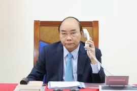 Thủ tướng Nguyễn Xuân Phúc điện đàm với Thủ tướng Thụy Điển về hợp tác chống đại dịch COVID-19