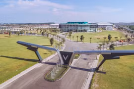 Sau CNN, đến lượt Forbes tôn vinh tỷ phú Phạm Nhật Vượng trong “bảng vàng” chống dịch