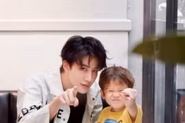 Tình cũ Mike Angelo lên livestream 'tiêm nhiễm' vào đầu con trai những thông tin sai lệch