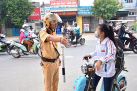 Bảo đảm trật tự, ATGT trong điều kiện dịch COVID-19 có diễn biến mới