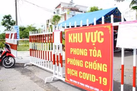 Thực hiện nghiêm ngặt việc giãn cách xã hội ở các ổ dịch COVID-19