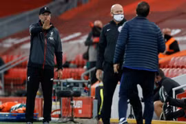 Frank Lampard chửi thẳng mặt Klopp và dàn trợ lý