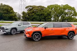 Phiên bản limousine chính hãng của dòng Toyota RAV4