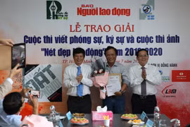 Trao giải cuộc thi phóng sự - ký sự và ảnh "Nét đẹp lao động 2020"
