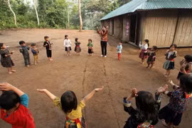 Tri ân nghề giáo: Đừng chỉ là lời nói!