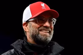 HLV Klopp chỉ ra 8 cái tên tranh ngôi vô địch Premier League mùa này
