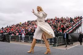 Ivanka Trump ví cha mình như Winston Churchill
