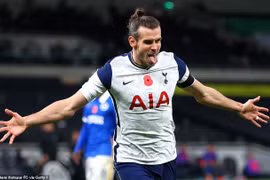 Tottenham 2-1 Brighton: Gareth Bale giúp Tottenham lên ngôi nhì bảng