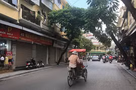 Kinh doanh phố cổ Hà Nội đìu hiu vì dịch Covid-19