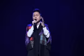 Tin tức giải trí hôm nay (22/4): Tùng Dương làm MV Studio với các nghệ sĩ quốc tế