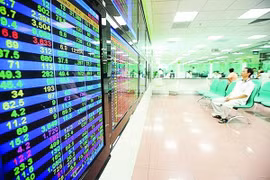 Chứng khoán ngày 10/9: Áp lực bán sẽ “đè” VN-Index xuống 880 điểm?