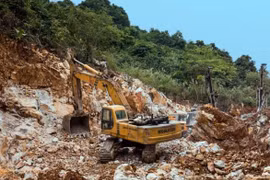 Nghệ An: Điểm mặt các công ty xi măng "họ" Sông Lam vi phạm hoạt động khai khoáng