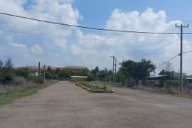 Lãnh đạo huyện bị xem xét kiểm điểm vì giao hàng trăm lô đất không thông qua đấu giá