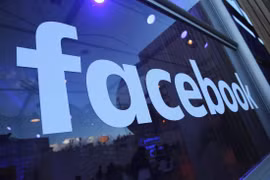 Facebook, Instagram nối gót Twitter gỡ video của Trump