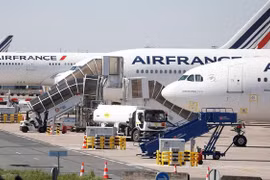 Air France thoát phá sản nhờ gói hỗ trợ của chính phủ Pháp