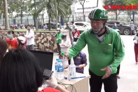 Sau cây “ATM gạo” Hà Nội lại xuất hiện “Siêu thị hạnh phúc”