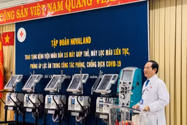 Trao tặng trang thiết bị y tế cấp thiết–Novaland đồng hành cùng việc tăng tốc trong cuộc đua đẩy lùi dịch bệnh covid-19
