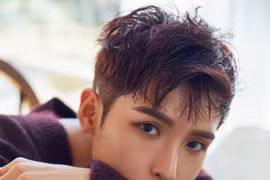 Ryeowook (Super Junior) xác nhận hẹn hò nữ idol Ari (Tahiti)