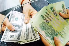 Nhóm người nước ngoài dàn cảnh 'cuỗm' 60 triệu trong chớp mắt