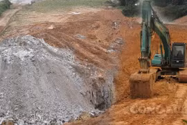 Tân Sơn (Phú Thọ): Chính quyền buông lỏng quản lý, doanh nghiệp ngang nhiên khai thác khoáng sản trái phép