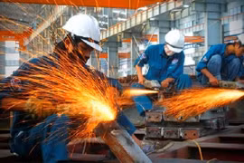 Thủ tướng đối thoại với doanh nghiệp về phục hồi nền kinh tế