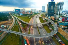 Đánh giá đúng tình hình để đưa kinh tế vượt qua khó khăn