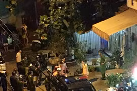 TP. HCM: Côn đồ hỗn chiến trong đêm, 1 người bị chém lìa tay