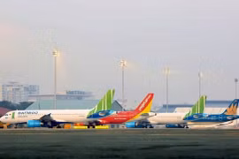 Tạm dừng cấp phép hãng hàng không mới tới năm 2022