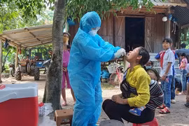 Gần 10.000 người đang tự cách ly, Đắk Lắk 'gồng mình' chống dịch Covid-19