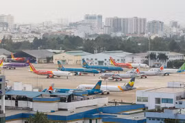 Các "ông lớn' ngành hàng không tiếp tục lỗ hàng chục nghìn tỷ đồng vì Covid-19 bùng phát