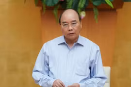 Thủ tướng: Quyết liệt chống dịch nhưng không được ‘ngăn sông cấm chợ’