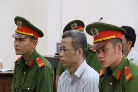 Bình Dương: Cựu Bí thư thị xã Bến Cát được tại ngoại để chữa bệnh