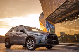 Phải mua thêm phụ kiện để nhận Corolla Cross sớm, Toyota nói gì?