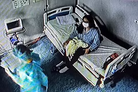 TPHCM: Đề nghị các nghệ sĩ tiếp xúc với bệnh nhân thứ 17 nhiễm Covid-19 đi kiểm tra sức khoẻ