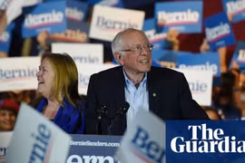 Ông Bernie Sanders thắng lớn ở bang Nevada