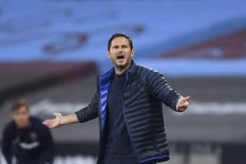 HLV Lampard nguy cơ ‘sa thải’ nếu Chelsea thua MU
