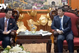 Phó Tổng Giám đốc VOV Ngô Minh Hiển tiếp đoàn Đại sứ quán CHDCND Triều Tiên