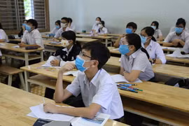 Hàng loạt trường học trên cả nước đóng cửa vì Covid-19 quay trở lại