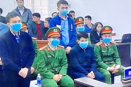 Tuyên phạt cựu Chủ tịch UBND TP Hà Nội Nguyễn Đức Chung 5 năm tù