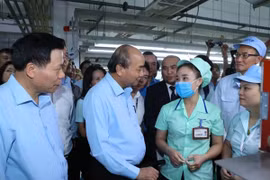 Thủ tướng: Quan tâm vấn đề nhà ở để công nhân “an cư lạc nghiệp”