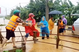 Hoa Kỳ viện trợ 100.000 USD giúp Việt Nam ứng phó mưa lũ tại miền Trung