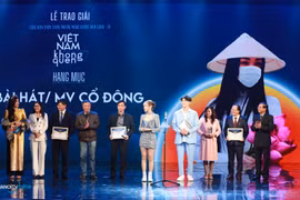 Trao giải cuộc bình chọn tuyên truyền phòng, chống dịch Covid-19
