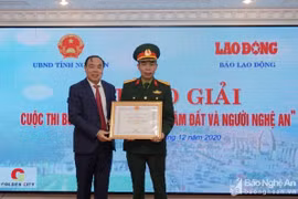Trao giải cuộc thi bút ký, phóng sự "990 năm Đất và Người Nghệ An"