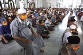 Không tuân thủ giãn cách, Đông Java "vỡ trận" thành ổ dịch lớn nhất Indonesia