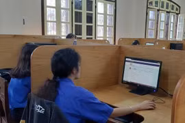 Quảng Nam: Tổ chức dạy học cho khối 12 thông qua truyền hình