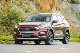 Giá xe Hyundai Tucson tháng 11/2020