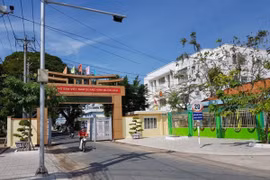 An Giang: Chủ nhiệm UBKT Huyện ủy Chợ Mới bị kỷ luật cách chức
