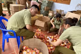 Hà Giang: Phát hiện và tạm giữ gần 20.000 mỹ phẩm không có hoá đơn chứng từ
