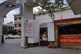 Rủ vợ là bệnh nhân Covid-19 tổ chức sinh nhật trong khu cách ly,Phó chủ tịch phường bị nhắc nhở